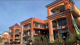 Rich - Middle Class Neighborhoods in Kampala Uganda 🇺🇬/Epic Road trip from Kira-Kampala