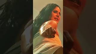 Katrina Kaif's Epic Towel Fight Scene in Tiger 3 🔥