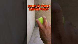 How to bowl Leg Cutter & Off Cutter in #cricket | Bowling Tips | Cricket Coaching #short #shorts