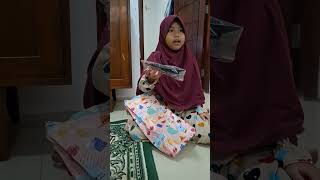 unboxing hadiah bu guru rangking 1 zhafirah