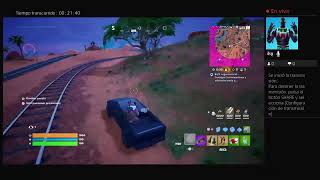 Jugando a Fortnite