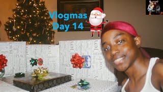 WONDER WHAT’S INSIDE!??? | Vlogmas ~ Day 14