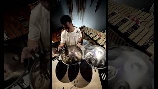 tocando la maravillosa canción #Anotherdayinparadise con 3 #handpan, #Marimba y #vibrafono