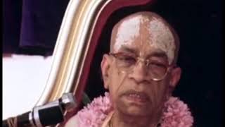 Prabhupada 0875 Pjevajte ime svog Boga  Gdje je primjedba