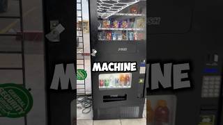 How much do you think it made 😳🤔🔥💵 #vendingmachine #smallbusiness #shorts #money #barbershop