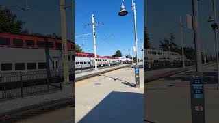 RAILFANNING CALTRAIN ARRIVES #shorts