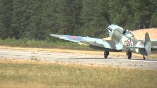 Jämi Fly In 2014 -- DH 114, Texan, Hardvard, Supermarine Spitfire arrive to Jämi