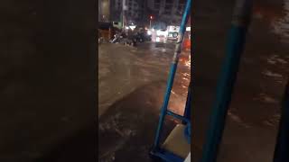 Bahadurabad karachi Doob gaya ! Urban flooding | karachi rain today #shorts