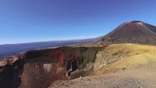 Tongariro Alpine Crossing nejkrásnější trek Nového Zélandu