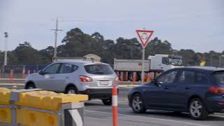 Western Port Highway: Behind the barriers