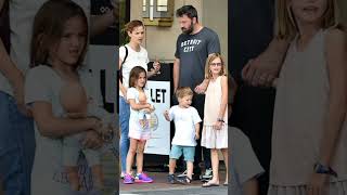 Jennifer Garner with her kids#shorts #benaffleck #jennifergarner #jlo #shortvideo #remix #funk