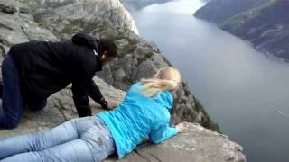 ISA team climbs to Preikestolen!