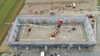 Neubau einer Gewerbehalle in Hohentengen - Vergießen der Fertigteilwände mit Beton