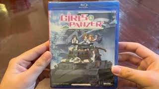 Girls und Panzer: Complete TV Series Blu-ray Unboxing