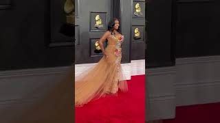 ￼SZA Red Carpet 64th Grammy Awards