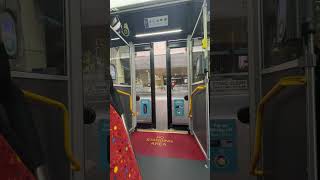 Stand clear… side doors closing… #sydneybuses #shorts