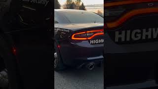 Dodge Charger Police Car 5.7 Hemi V8 Start up and rev gorgeus V8 sound