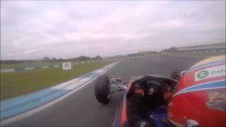 Formula Vee at Donington, qualifying