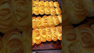 Horseshoe biscuits #cooking #delicious #satisfyingvideo