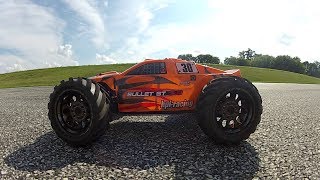 Hpi Bullet St 3.0 parking lot high speed running, onboard, jumping.