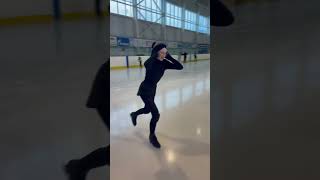 Вот так я учу аксель🙃 #figureskating #фигурноекатание #iceskating