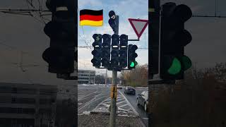 Супер Светофор 🚥🚦 Германии 🇩🇪🚉🚊🚋.