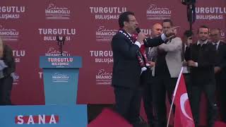 Ekrem İmamoğlu, mitingde açılan bir pankartı okudu: "Adam kazandı diyenlere kapak olsun!"