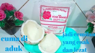 GAK NYANGKA ,TEPUNG BERAS CUMA DI ADUK  GINI. JADI CEMILAN YANG ENAK DAN LEZAT  ISIAN TOPLES LEBARAN