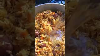 arroz com linguiça feito na roça #shorts #comidasimples