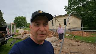 Mobile Home Makeover, More clean up! Clean Gutters & Remove The Tarp Shed Structure.