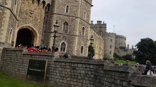 Changing of the guard at Windsor Castle 2