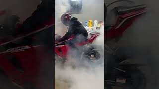 165MPH CBR600RR Burnout