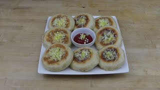 PETITS PAINS FARCIS AU FROMAGE ET POIREAU