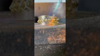 making gold 14k #vuong #jewelry #melting