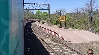 BEAUTIFUL TRAIN JOURNEY PUNE MUMBAI || KHANDALA GHATS :17221 ltt Mumbai Express