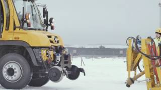 Unimog U427 Road-Railer with Kahlbacher snow plough