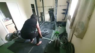 210 kg x20 Deadlift? Warming Up with light Cardio helps lol