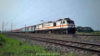 Poorva Express going Fast and Furiously with HWH Wap-7,to the destination||HWH-NDLS||ER