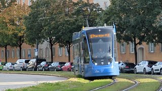 Museumslinie E7 der Münchner Tram mit Avenio T2 und R2b zwischen MVG-Museum und Max-Weber-Platz