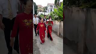 Ngày đòn cô đâu chủ dể cười tít mắt