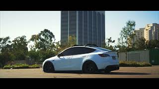 Bagged Tesla Y - Short