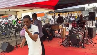 HOT🔥REGGAE PRAISE MEDLEY WITH MINISTER SETH ACHEAMPONG||EMMA ON BASS🎸||THROWBOCK SUNDAY.🎸🎹🥁🎧