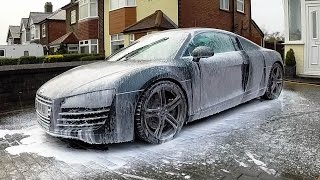 Audi R8 Rainy Wash