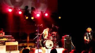 Miss Montreal - Seven Friends (techno versie) [Live @ Poppodium Romein Leeuwarden 23/10/2010] HD