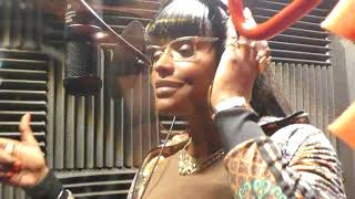 South Carolina Female Artist In The Booth - Mirror Mirror- L Burna