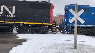 CN 559 crossing Vulcan st in Etobicoke exiting the Highbury Industrial Lead 12/30/2018