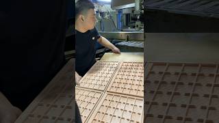 Thermoforming manufacturing process of small batch hardware accessories transport pallets