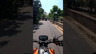 Ye auto vale ki laparvahi se in bacchi ki jaan Jaa skti hai😤🤬 #motovlog #trend #viral