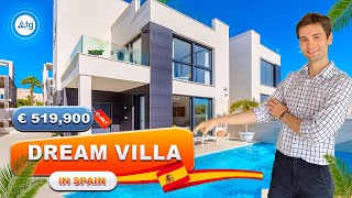 🤑 € 519,900 | Buy property in Spain. Villa in Punta Prima, Spain, with private pool.