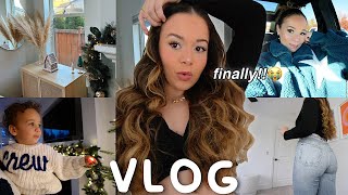 VLOG: Exciting news!! decorating for christmas, running errands + viral sweatpant jeans + more!